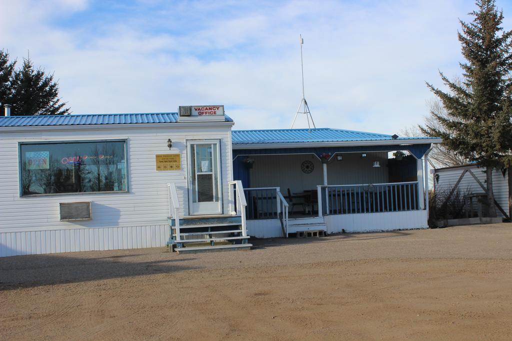 Raval Paradise Motel And Rv Park Youngstown 外观 照片